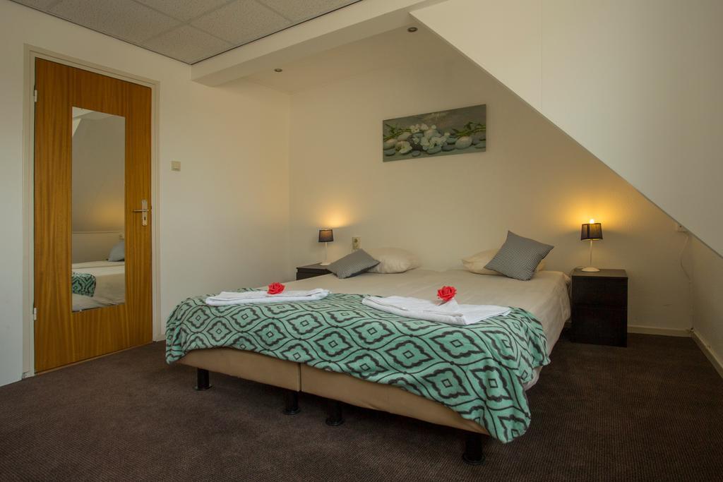 Hotel Eperland Эпен Экстерьер фото